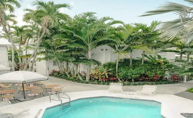 Lighthouse Hotel - Key West Historic Inns - 9