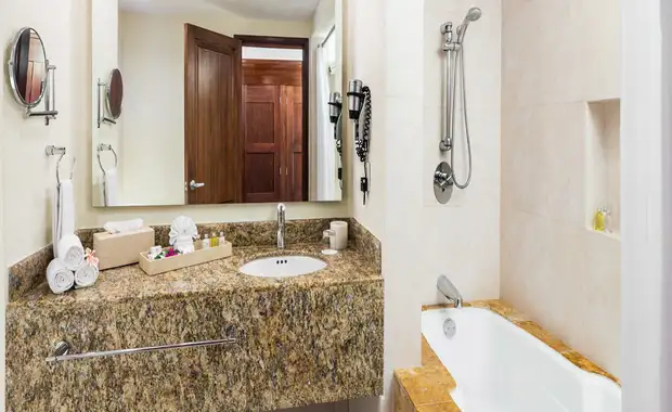 Circuit Le Yucatan Autrement & Extension Club Coralia BlueBay Grand Esmeralda 5* - 24
