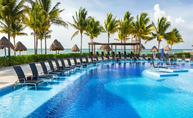 Circuit Le Yucatan Autrement & Extension Club Coralia BlueBay Grand Esmeralda 5* - 7