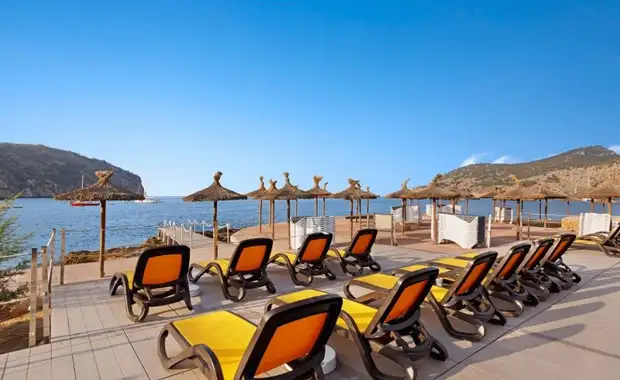 Alua Gran Camp de Mar 4* - 10