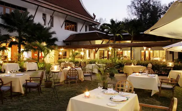 Séjour-combiné Vol + Hôtel Phuket SAii Laguna 5* et Khao Lak Moracea 4* - 17