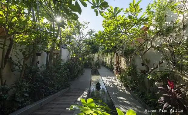 Trio 4*/5* Mathis Retreat Ubud, Kardia gili & Sini Vie Villa Seminyak - 11