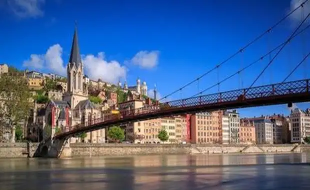 CROISIERE DES 50 ANS - Au fil du Rhône : Saveurs et littérature avec Eric-Emmanuel Schmitt & Emmanuelle Dufaure (formule port/port) - 1