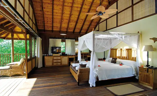 COMBINÉ 2 ILES : PRASLIN + MAHÉ The Oasis Hotel Restaurant and Spa + Cerf Island Resort 07 nuits *** - 12