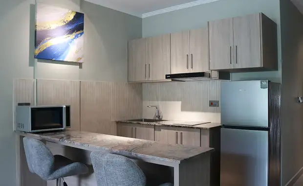 COMBINÉ 2 ILES : MAHÉ + PRASLIN Thalassa Self-Catering Apartments + The Britannia 07 nuits - 2