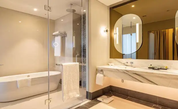 Embassy Suites by Hilton Doha Old Town 4* - 3