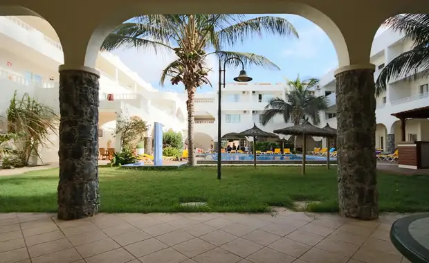 Hôtel Pontao 3* - 5