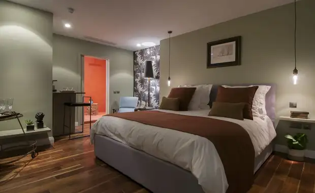 The Coleridge - 42