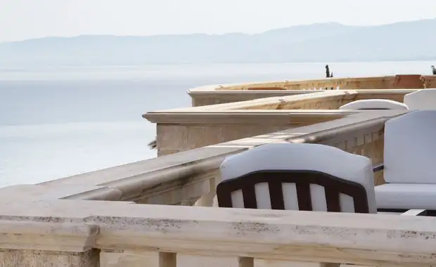 Anassa - 19