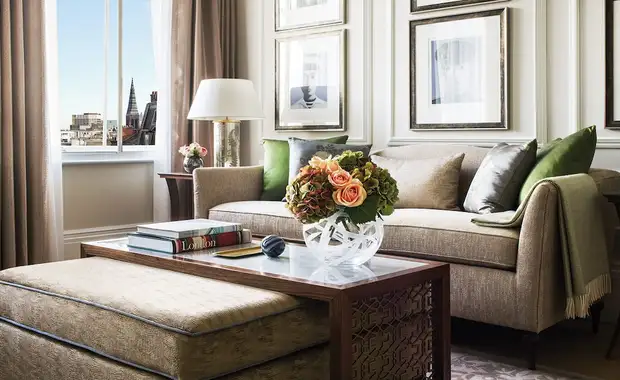 The Langham - 19