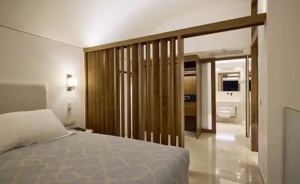St Nicolas Bay Resort Hotel & Villas - 11