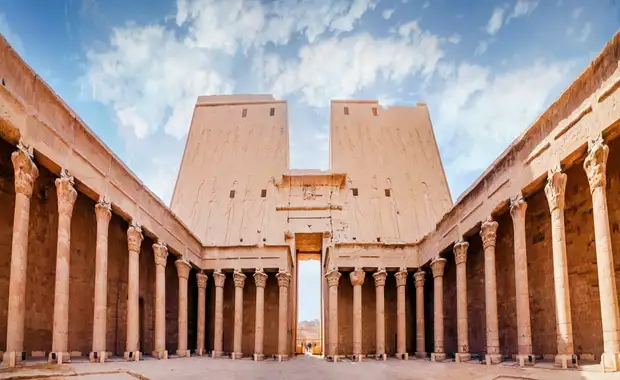 Sur les traces des pharaons 5* - 8