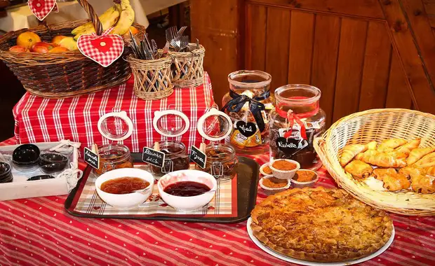Charme français et saveurs traditionnelles dans un village médiéval en Alsace - 3* - 7