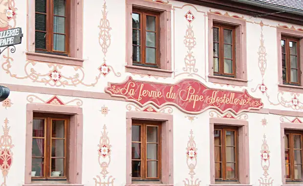 Charme français et saveurs traditionnelles dans un village médiéval en Alsace - 3* - 2