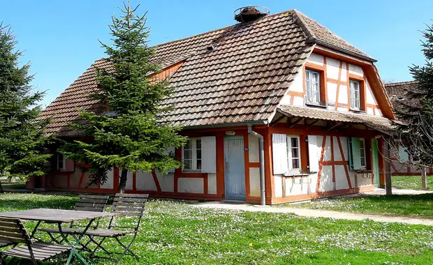 Séjour de charme à proximité du Parc du Petit Prince (4 personnes maximum) - 1