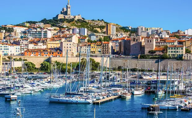 Parenthèse gourmande à Marseille avec diner 2 plats - 3* - 6