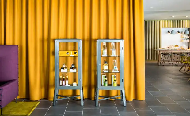 Bien-être et design au coeur de Grenoble avec apéritif et snacks offerts tous les soirs - 4* - 13