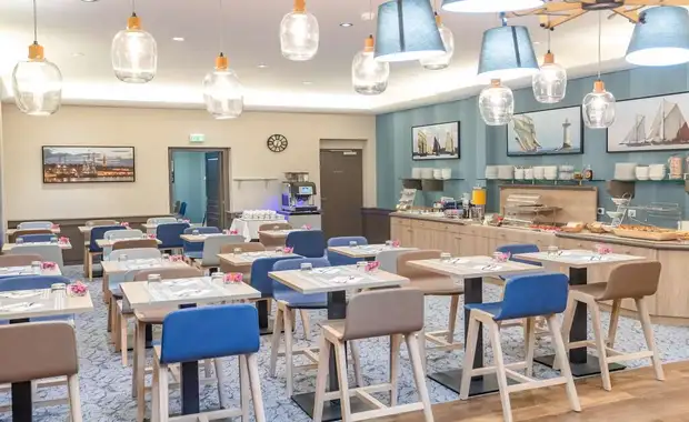 Escapade avec accès au parcours gymnastique dans l'eau des thermes marins de Saint-Malo - 3* - 10