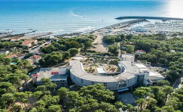 Escapade en famille avec accès au Spa face à la mer - 3* - 2