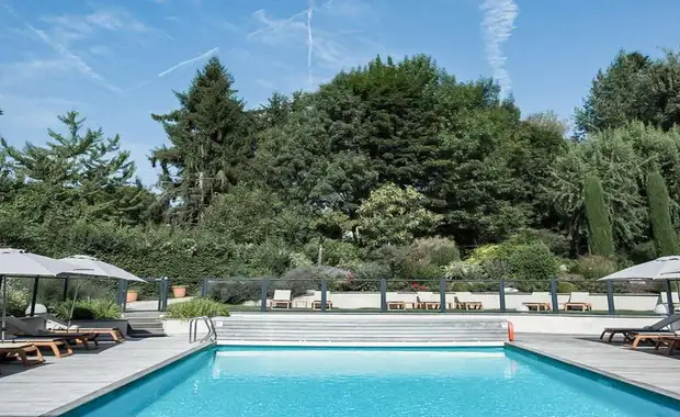 Profitez d'un séjour avec piscine à quelques minutes du centre ville de Genève - 4* - 6