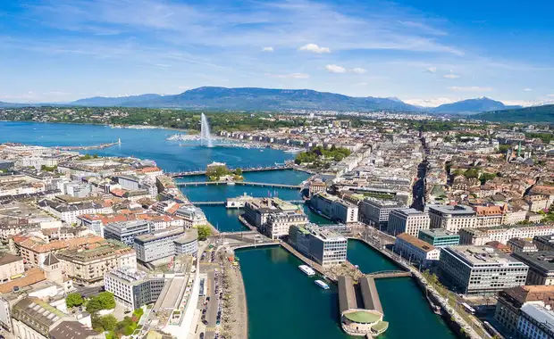 Profitez d'un séjour avec piscine à quelques minutes du centre ville de Genève - 4* - 24