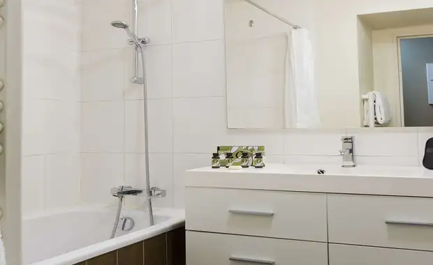 Profitez d'un séjour avec piscine à quelques minutes du centre ville de Genève - 4* - 17