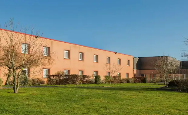 Profitez d'un massage sensoriel de 25 min, accès spa et piscine chauffée en Normandie - 3* - 6