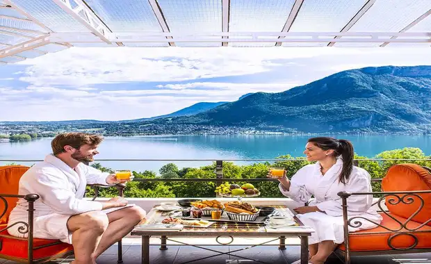 Escapade détente avec vue sur le lac d'Annecy - 4* - 1