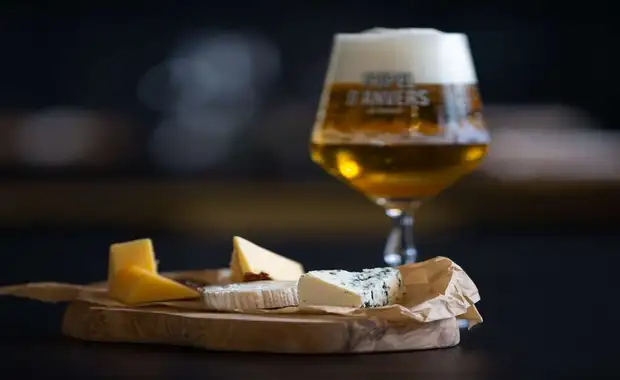 Séjournez dans un hôtel riche en histoire idéalement situé face à la plage d´Ostende - 4* - 23