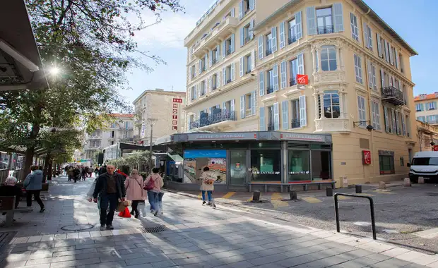Weekend de charme avec dîner 3 plats à Nice - 2