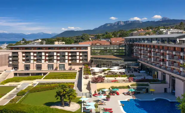 Gastronomie et bien-être dans un cadre naturel et verdoyant - 4* - 3