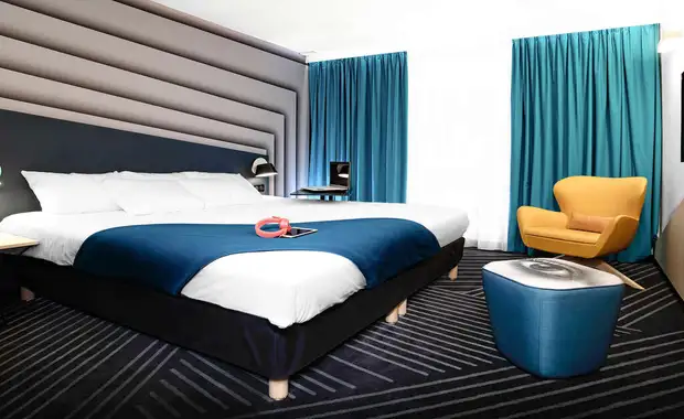 Séjour en famille en chambre quadruple avec entrées au Parc Spirou - 3* - 4