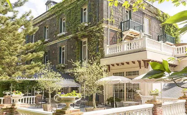 Escapade royale dans un château 4*, avec dîner et spa en Normandie - 4* - 2