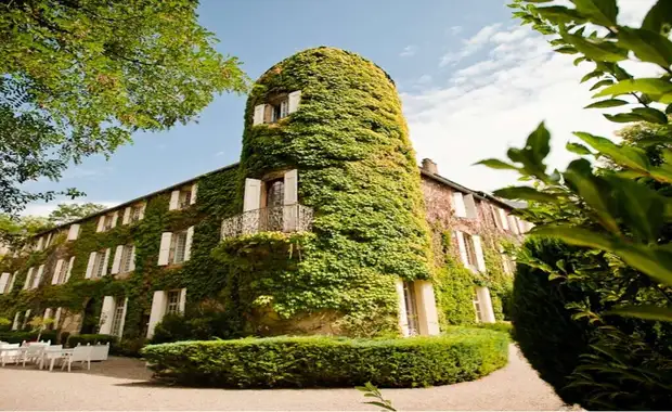 Escapade avec dîner et bains à remous privé dans un château près du Parc National des Cévennes - 4* - 2