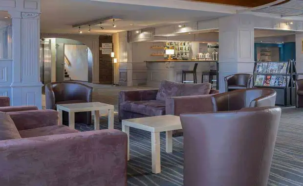 Séjour à Poitiers avec entrées au Futuroscope (à 6 minutes en voiture du parc) - 3* - 23