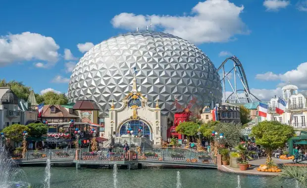 Séjour à la frontière de la Suisse avec entrée à Europa Park à 1h30 du parc (4 pers. max.) - 3* - 19