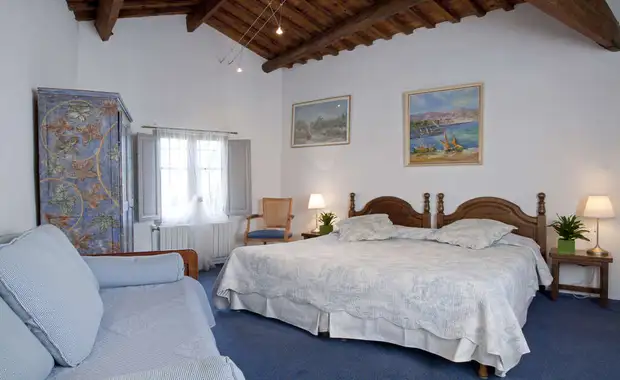 Escapade avec piscine et hammam dans le charmant village de Collias en chambre supérieure - 4* - 31