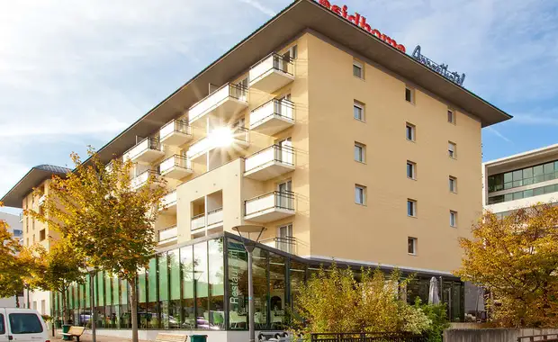 Séjour découverte du ZooSafari de Thoiry avec petit-déjeuner inclus - 4* - 2