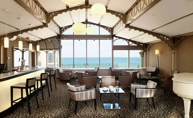 Dîner gastronomique face à la mer au Grand Hôtel des Thermes de Saint-Malo - 5* - 4