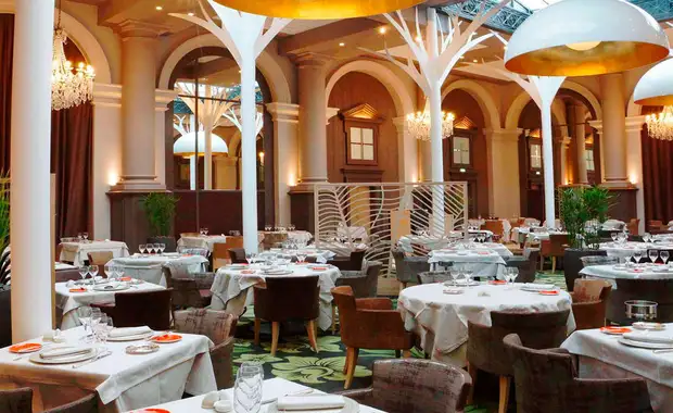 Dîner gastronomique face à la mer au Grand Hôtel des Thermes de Saint-Malo - 5* - 5