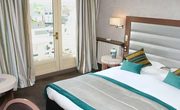 Dîner gastronomique face à la mer au Grand Hôtel des Thermes de Saint-Malo - 5* - 21