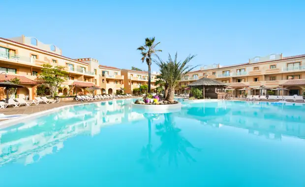Hôtel Plein Vent Sélection Elba Lucia Sport *** - 1