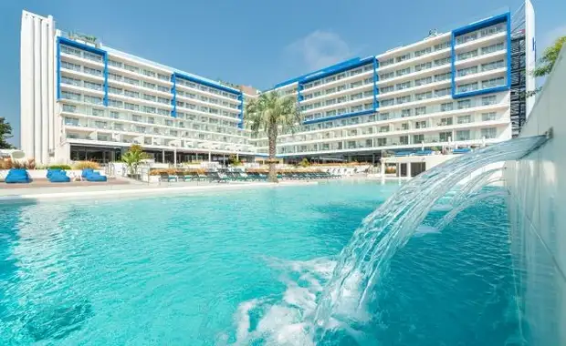 Hôtel L'Azure (vol non inclus) **** - 1
