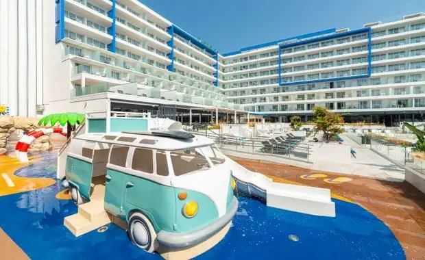 Hôtel L'Azure (vol non inclus) **** - 28