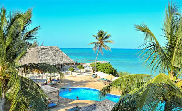 Combiné circuit et hôtel Club Jumbo Reef & Beach Resort 4* avec 2 nuits au parc de Selous **** - 7