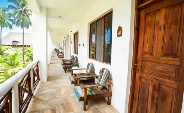 Combiné circuit et hôtel Club Jumbo Reef & Beach Resort 4* avec 2 nuits au parc de Selous **** - 22